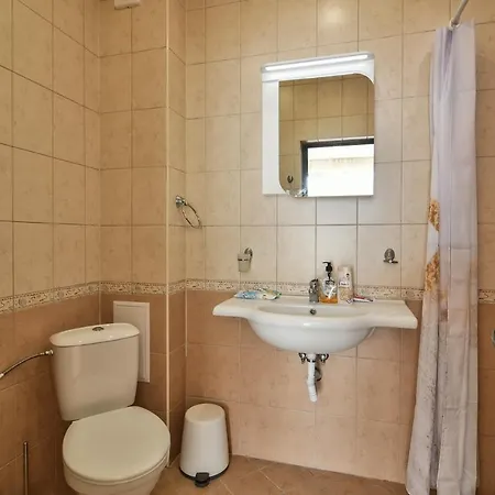 Golden Sands Budget Flat For 4 Guests Варна